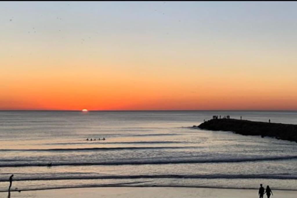Enjoy Ocean Beach Life At Costa Da Caparica! Eksteriør billede